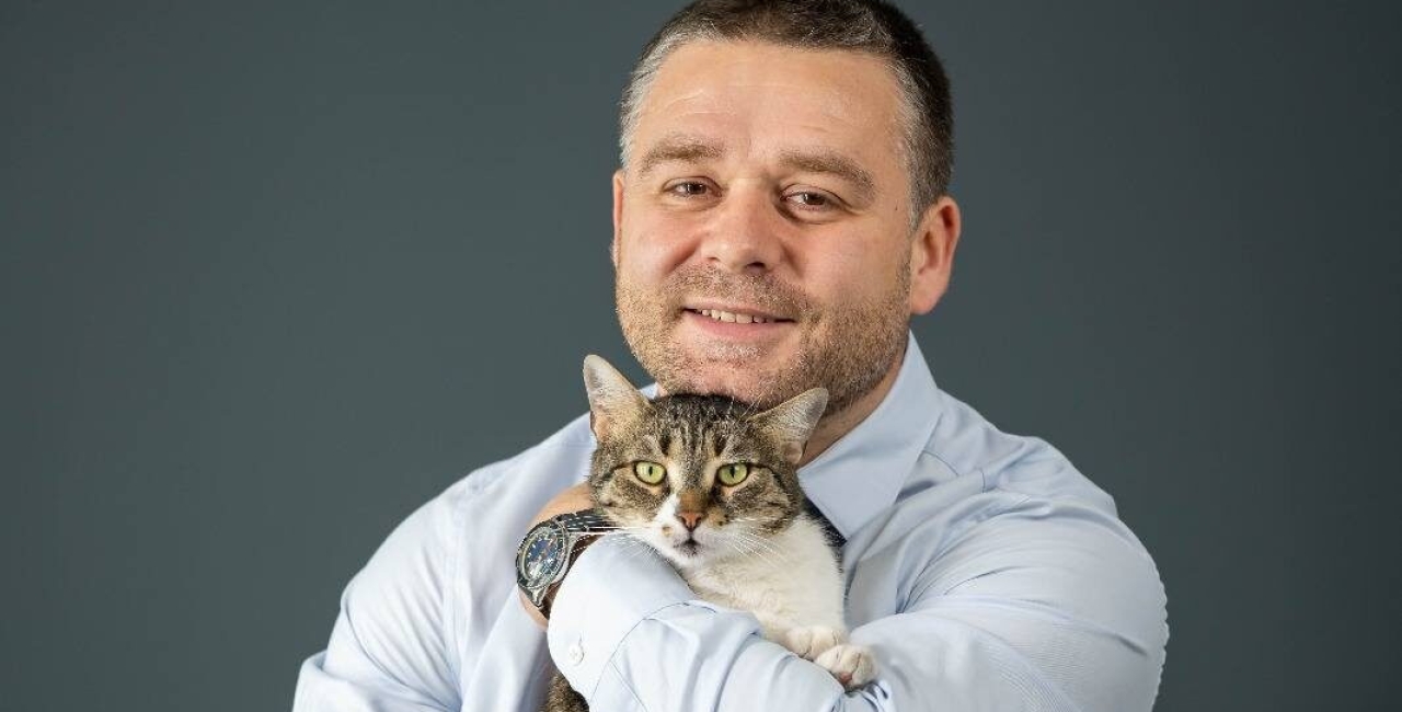 Primarul Ciprian Ciucu vrea să îngroape electromobilitatea: o propunere a Primăriei București în contratimp cu decarbonizarea